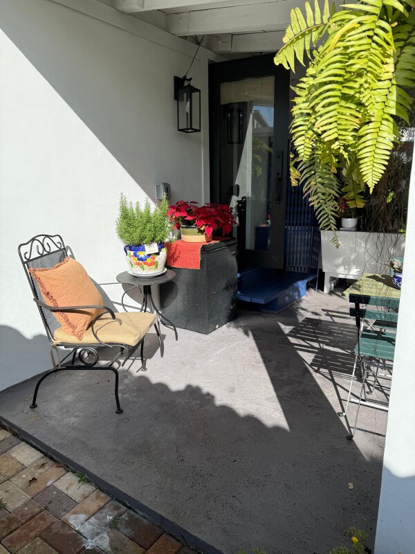 Building Photo - 41 SW 31st Ct