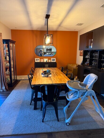 Building Photo - 9324 Southern Charm Cir