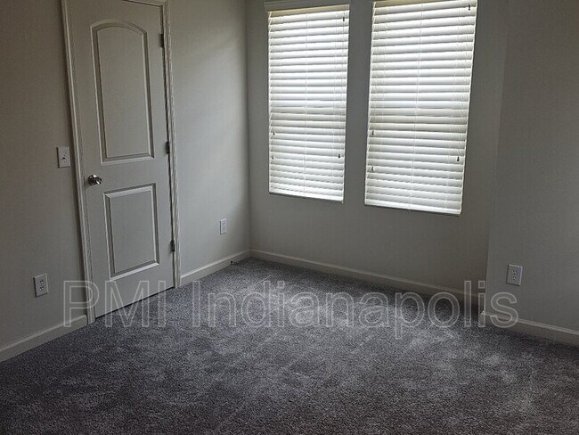 Building Photo - 15364 Staffordshire Wy