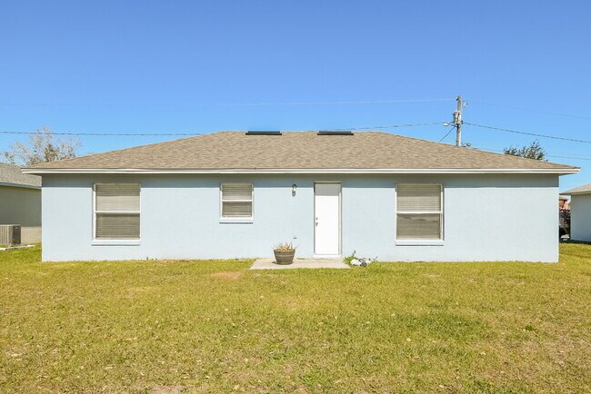 Building Photo - 208 Bromwich Dr