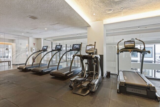 Building Photo - 135 Seaport Blvd