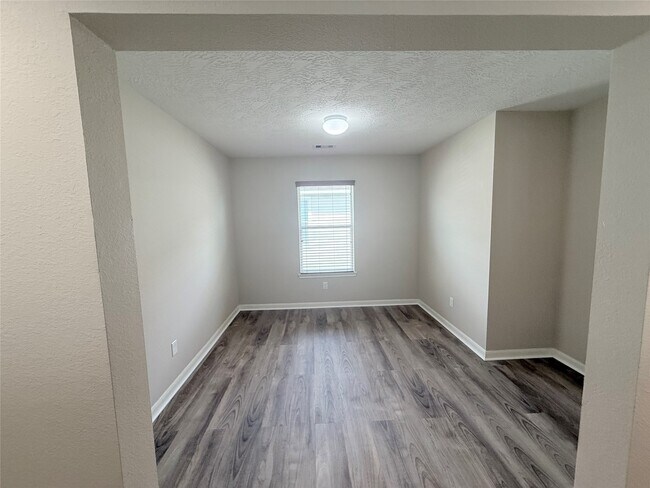 Building Photo - 29225 Legends Valley Dr