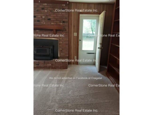 Building Photo - 6831 Buttermere Dr