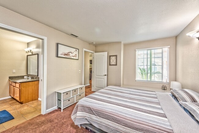 Building Photo - 3145 E Flamingo Rd