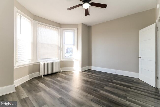 Building Photo - 2025 S 57th St