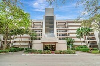 Building Photo - 6420 Boca Del Mar Dr