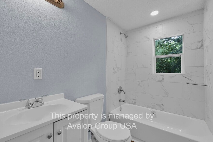 Building Photo - 3058 Fitzgerald St
