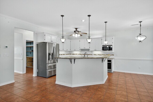 Building Photo - 13510 Mt Olympus