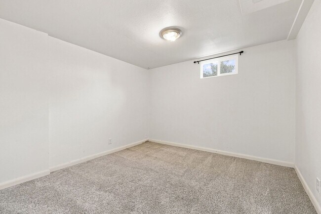 Building Photo - Outstanding Ranch Style home in Arvada!