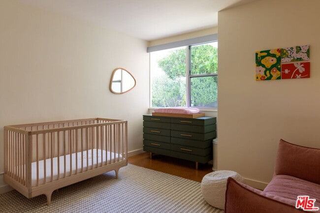 Building Photo - 13025 Addison St