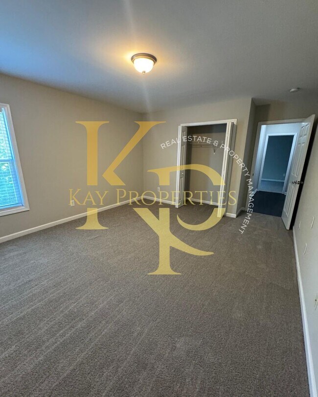 Building Photo - 5904 Sandpiper Farm Ln
