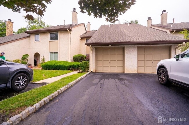 Building Photo - 16 Thoreau Dr