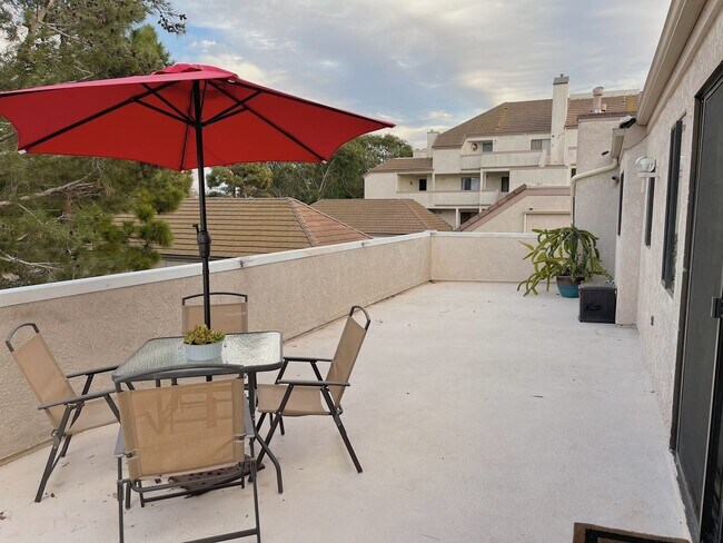 Building Photo - Surfside IV | Port Hueneme | 2 Bedroom + 2...