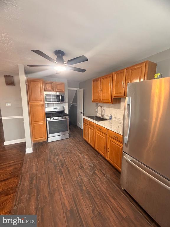 Building Photo - 7420 Ruskin Rd