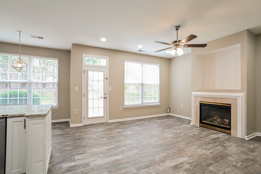 Building Photo - 2605 Brahman Meadows Ln