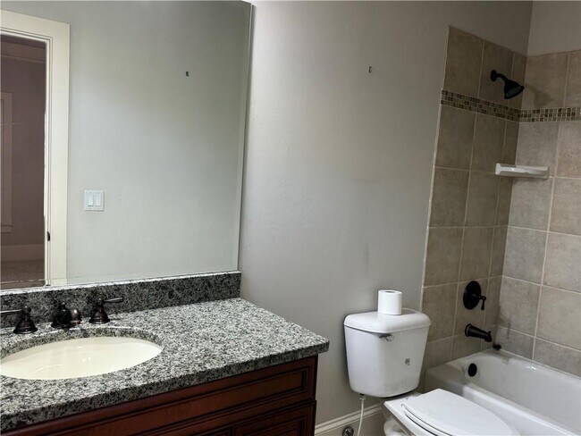 Building Photo - 2617 Canterbury Trail