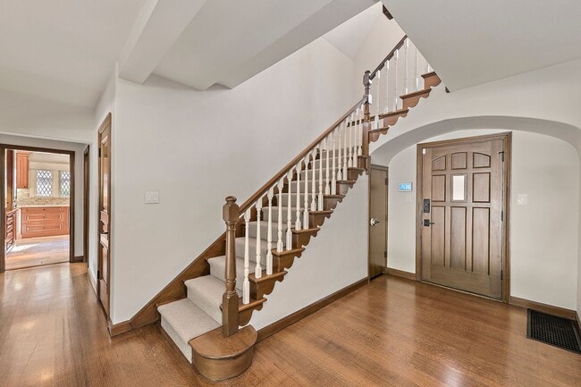 Building Photo - Exquisite English Tudor Estate on Private Cul-de-Sac | Guest House, Pool & Expansive Grounds