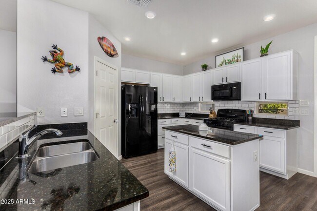 Building Photo - 36909 N Coronado Ln