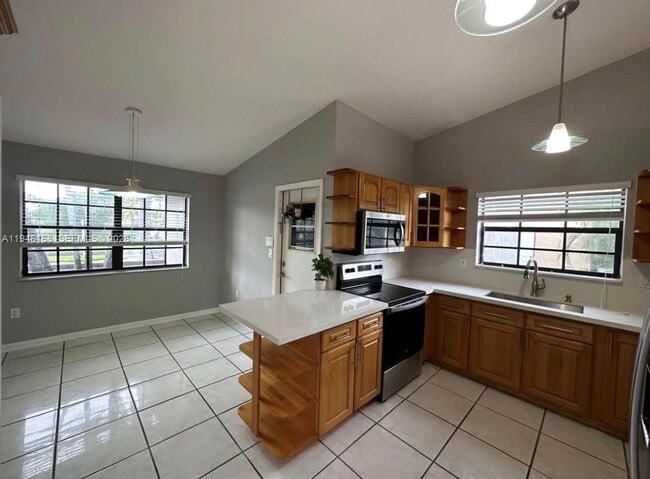 Building Photo - 9330 SW 170th St