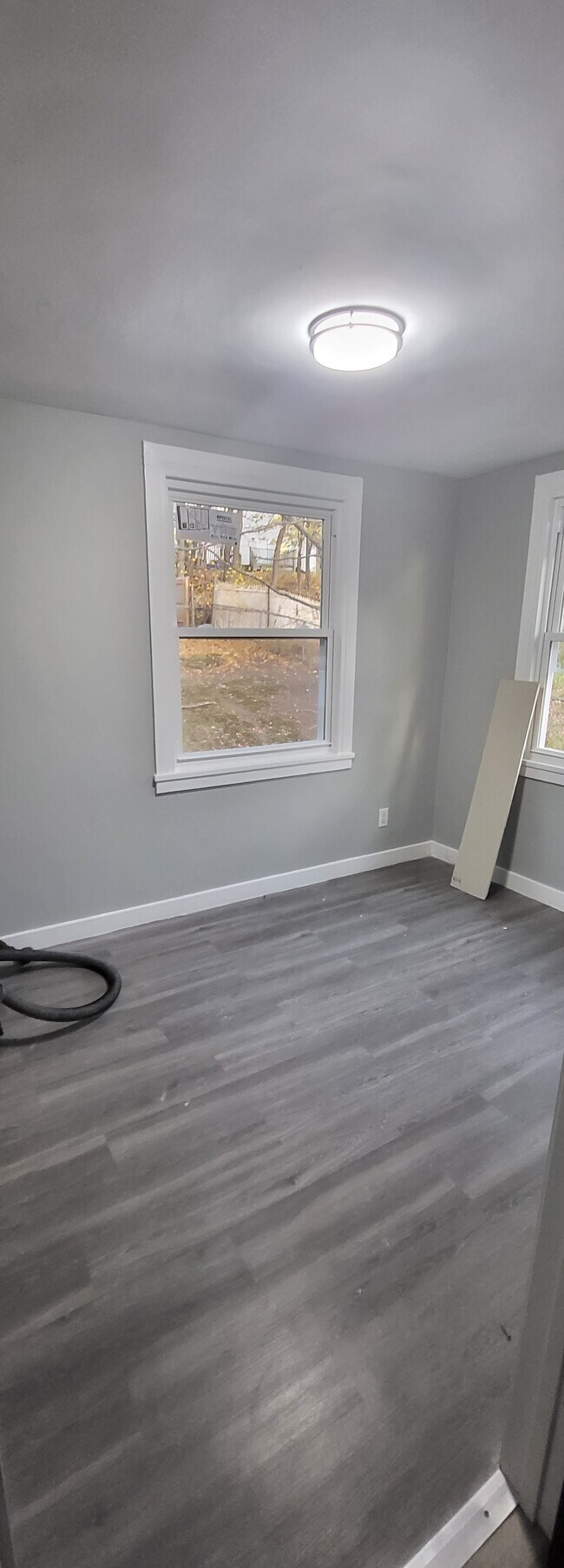 Building Photo - 56 Victory Dr