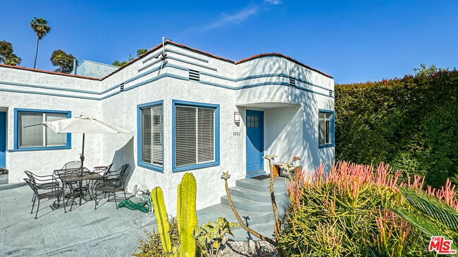 Primary Photo - 4231 Gateway Ave