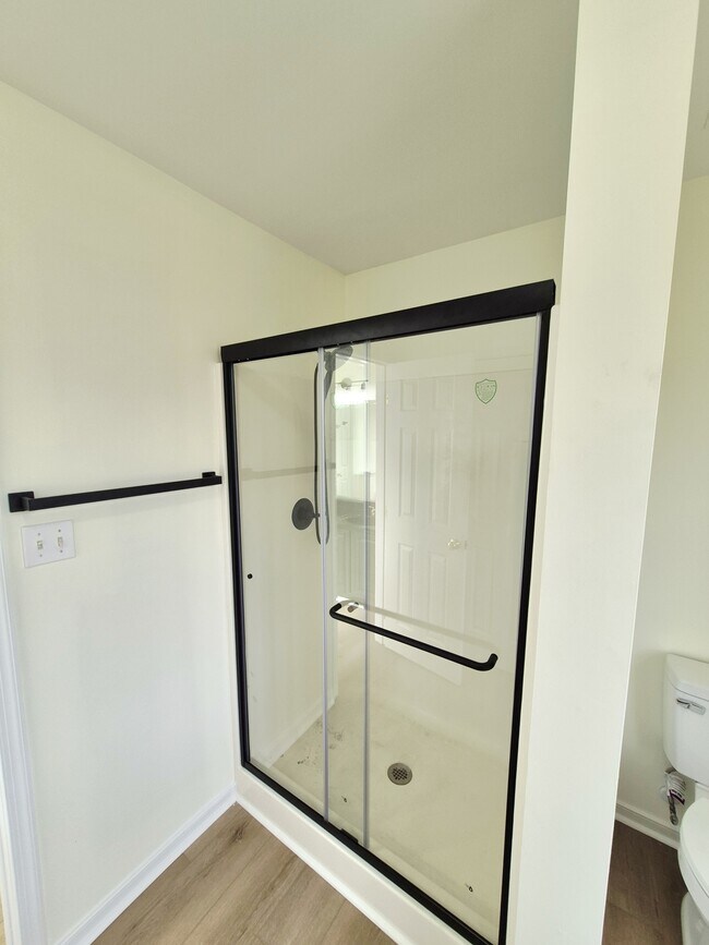 Building Photo - 7221 Oakmere Ct