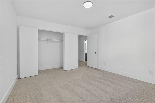 Building Photo - 4241 Meadowknoll Dr