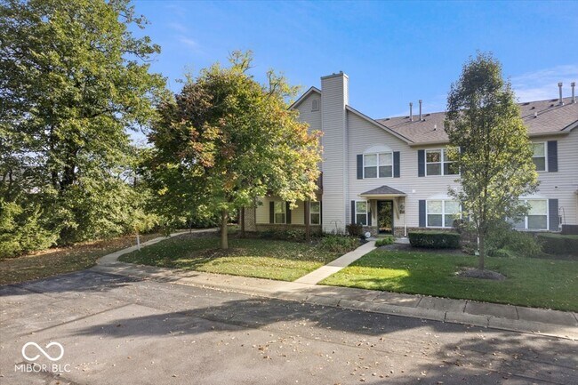 Building Photo - 474 Villa Ct
