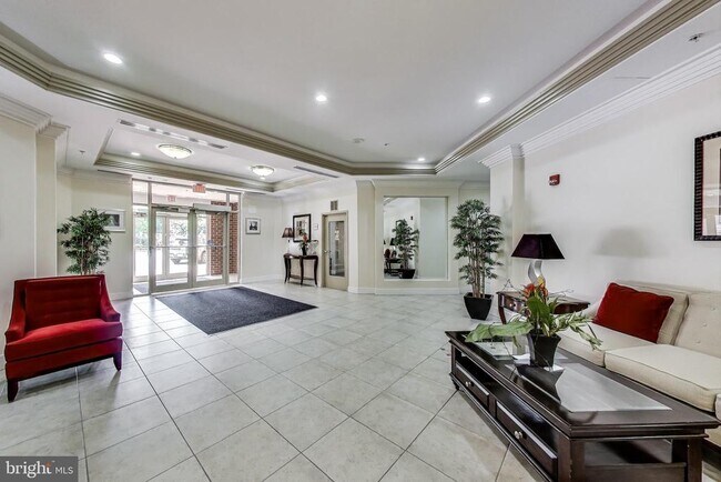 Building Photo - 4480 Market Commons Dr