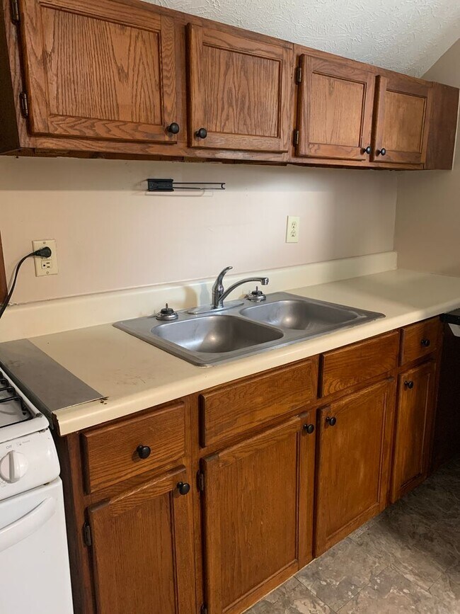 Building Photo - 0932 Swann St