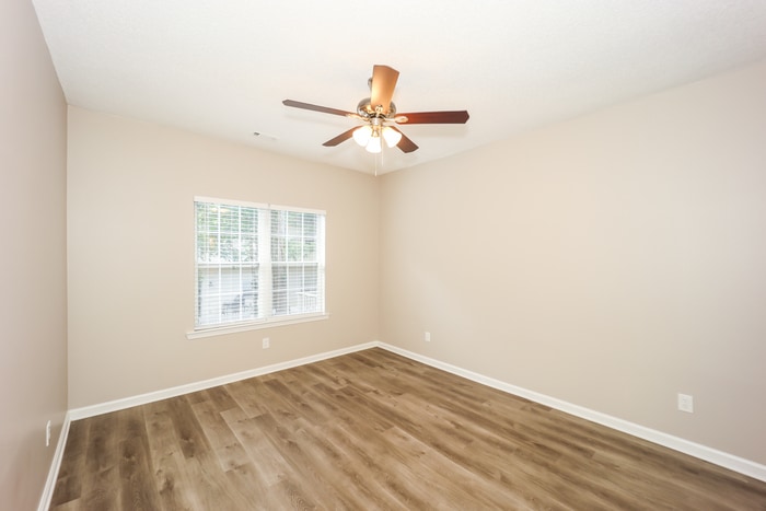 Building Photo - 719 S Fairfield Dr