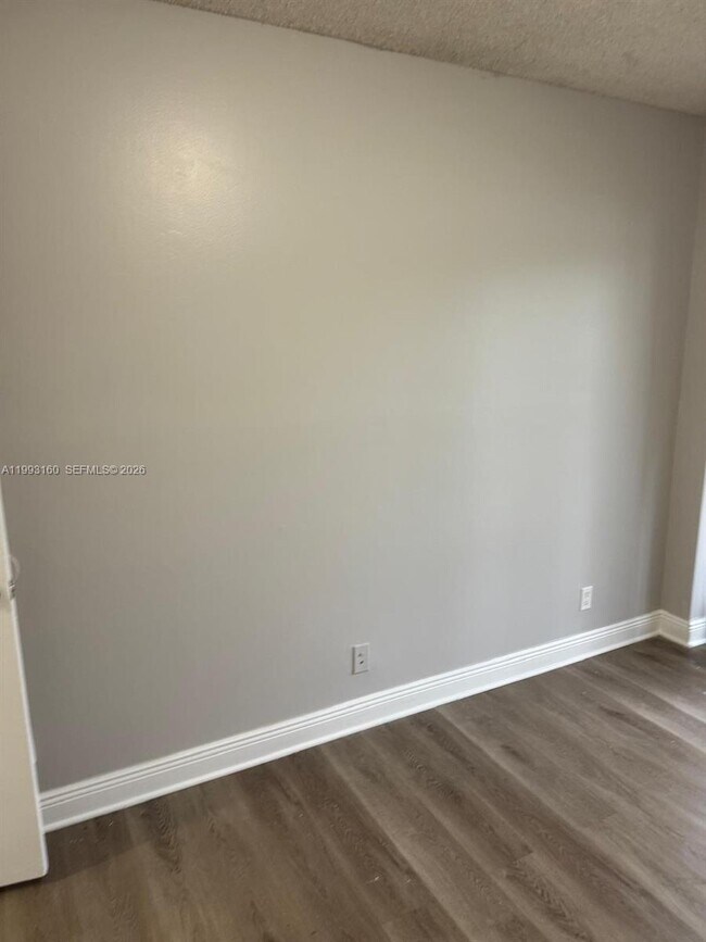 Building Photo - 5780 Rock Island Rd