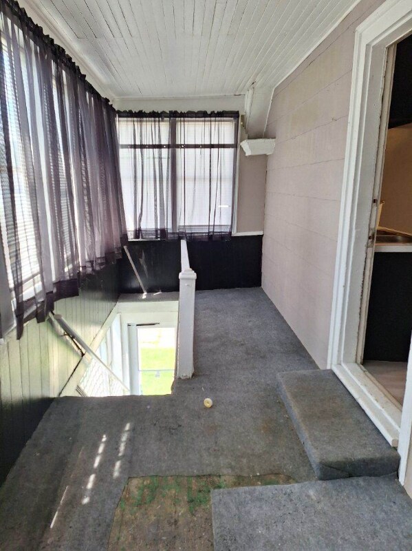 Building Photo - 398 Westcott St