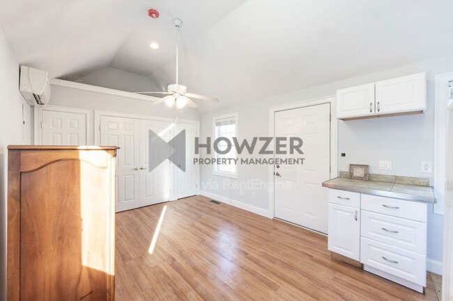 Building Photo - 1 Wimbledon Dr