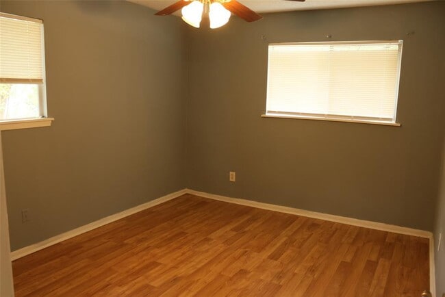 Building Photo - 2713 St Edwards Cir