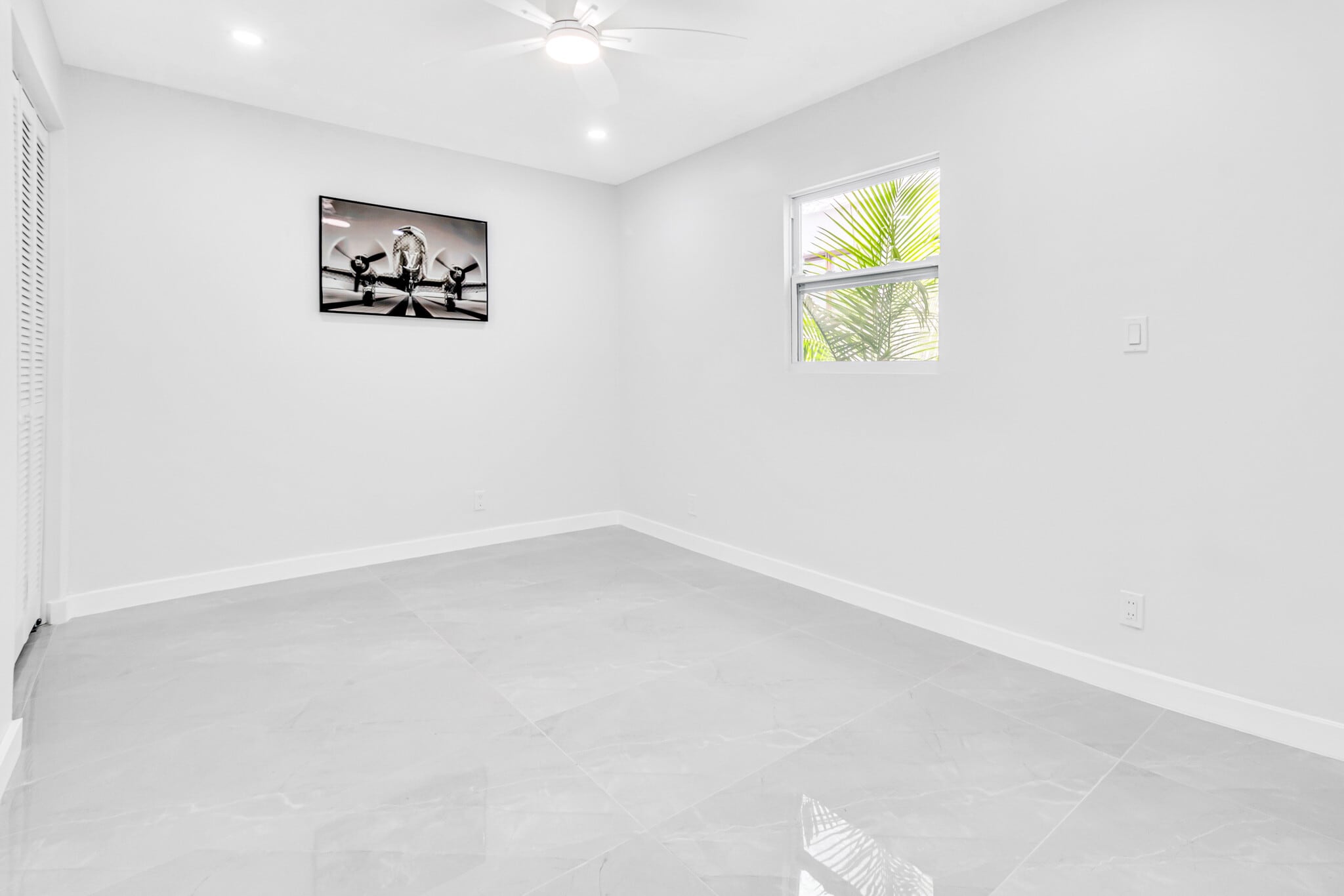 Building Photo - 8957 NW 44th Ct
