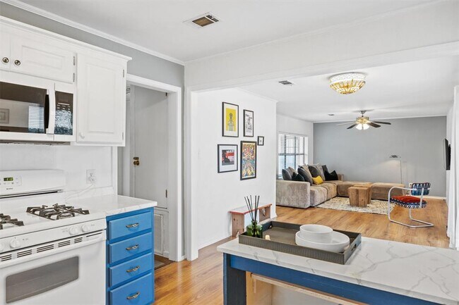 Building Photo - 1118 Fisher St