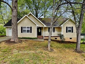 Building Photo - 110 Cartway Ln