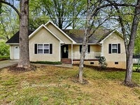 Building Photo - 110 Cartway Ln