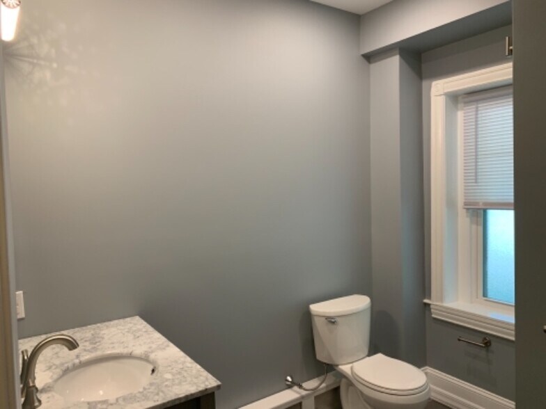 Building Photo - 400 Bethlehem Pike