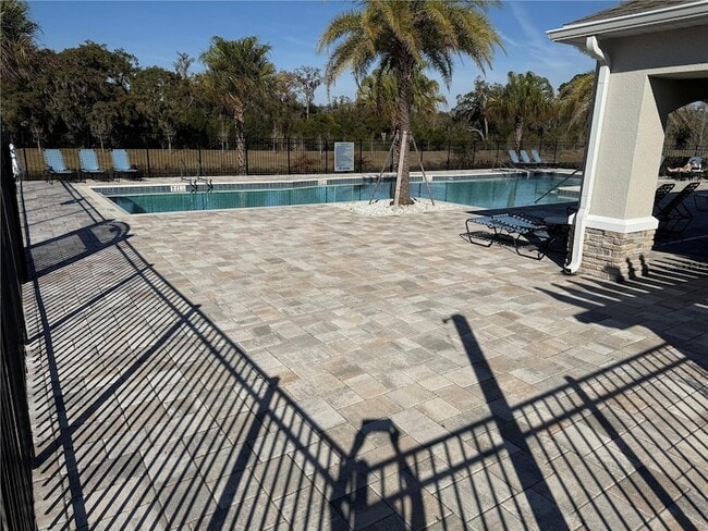 Building Photo - 14910 Harvest St