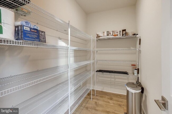 Building Photo - 3897 Hillview Ct