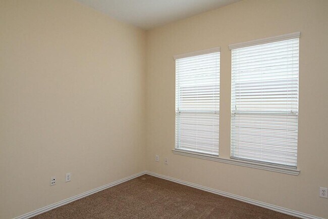 Building Photo - 2926 Bright Sky Ct
