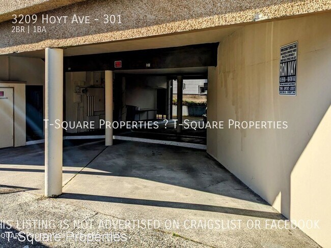 Building Photo - 2 br, 1 bath House - 3209 Hoyt Ave #301