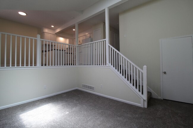 Building Photo - Fully Remodeled 2 Bedroom 1.5 Bath Duplex In Olathe