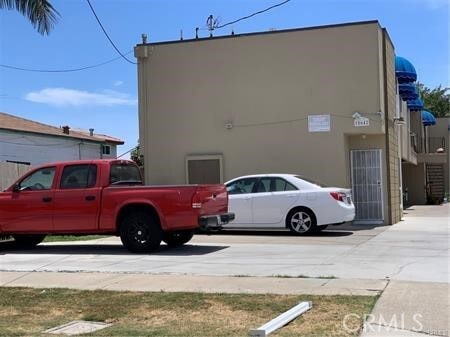 Building Photo - 10642 Dorothy Ave