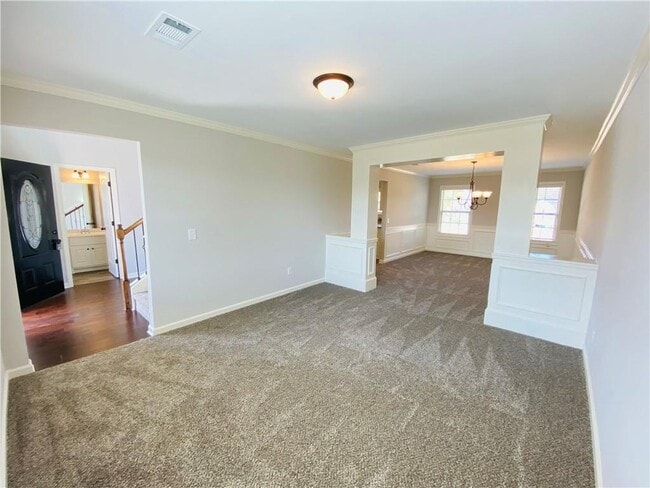 Building Photo - 1825 Miller Lake Dr