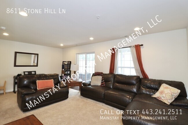 Building Photo - 8611 Stone Hill Ln