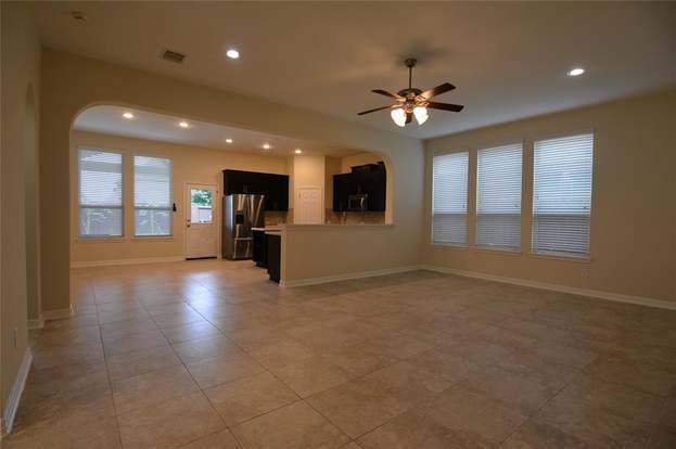 Building Photo - 10306 Hartfield Bluff Ln