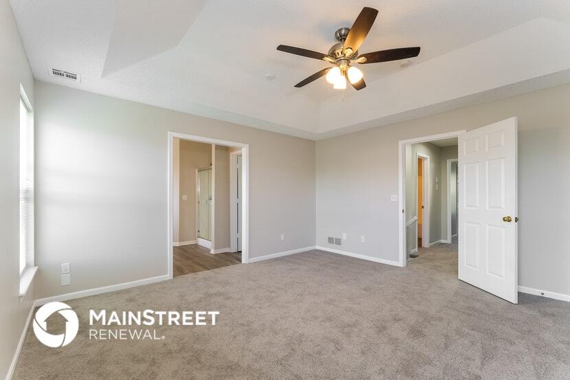 Building Photo - 18417 Spruce St